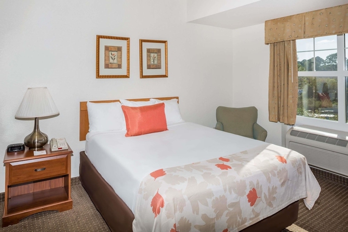 Imagen de la habitación del Hotel Hawthorn Extended Stay by Wyndham Panama City Beach. Foto 8