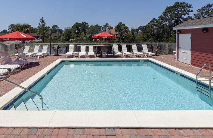 Imagen de la piscina del Hotel Hawthorn Extended Stay by Wyndham Panama City Beach. Foto 19