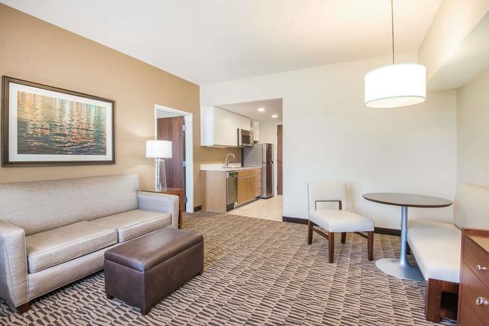 Imagen de la habitación del Hotel Hawthorn Extended Stay by Wyndham Saint Clairsville. Foto 4