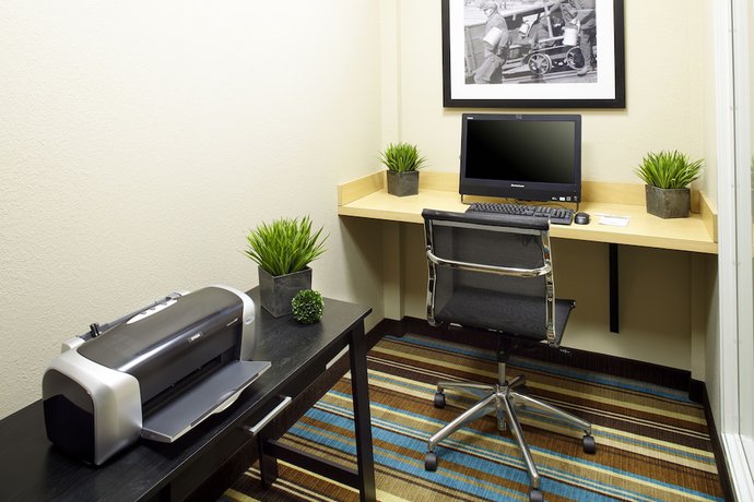 Imagen de los interiores del Hotel Hawthorn Extended Stay by Wyndham Saint Clairsville. Foto 19