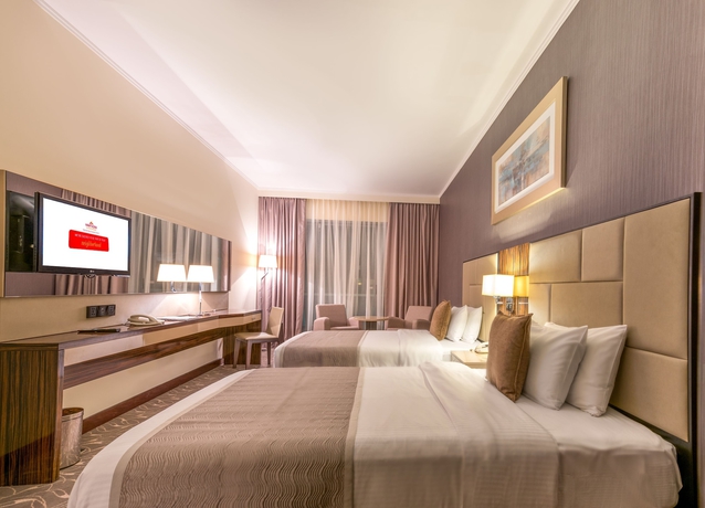 Imagen de la habitación del Hotel Hawthorn Suites By Wyndham Abu Dhabi City Centre. Foto 2
