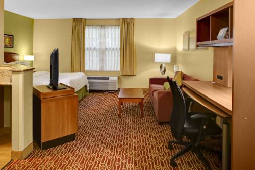 Imagen de la habitación del Hotel Hawthorn Suites By Wyndham Cincinnati Northeast/mason. Foto 3
