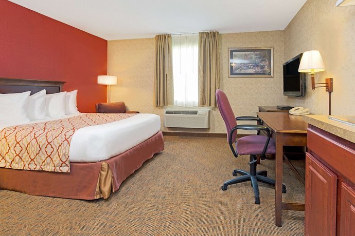 Imagen de la habitación del Hotel Hawthorn Suites By Wyndham Cincinnati/sharonville. Foto 8