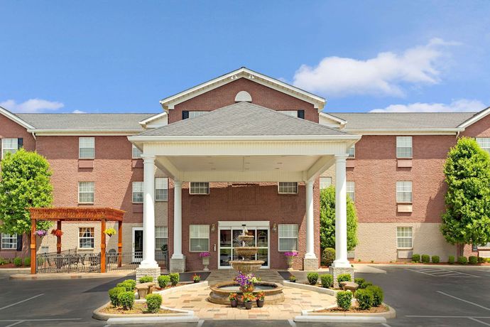 Imagen general del Hotel Hawthorn Suites By Wyndham Cincinnati/sharonville. Foto 1