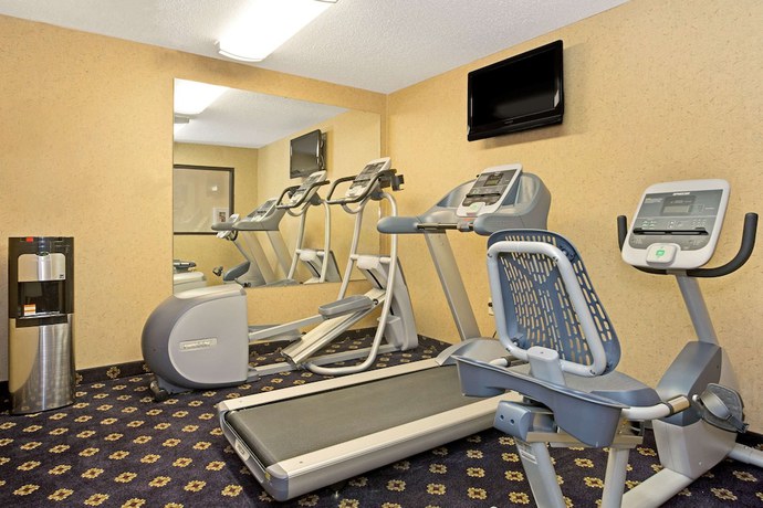 Imagen de los interiores del Hotel Hawthorn Suites By Wyndham Cincinnati/sharonville. Foto 14