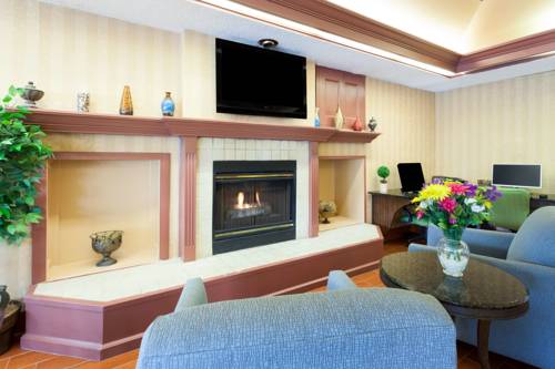 Imagen de la habitación del Hotel Hawthorn Suites By Wyndham Dearborn/detroit, Mi. Foto 2