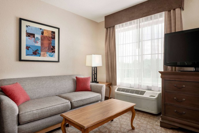 Imagen de la habitación del Hotel Hawthorn Suites By Wyndham Decatur. Foto 6