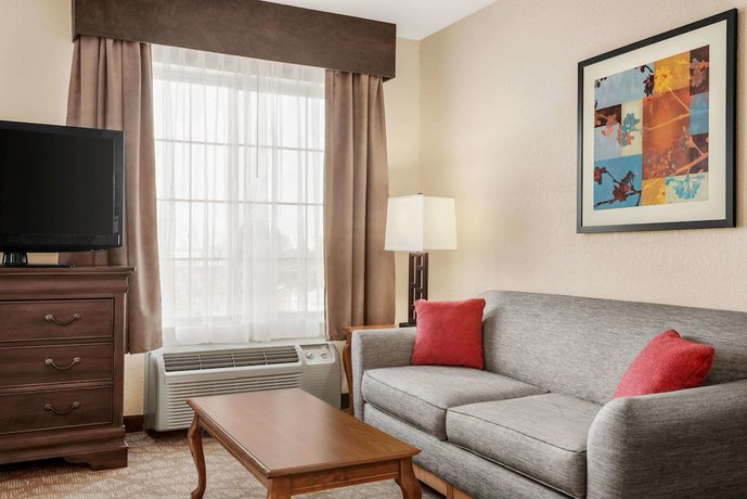 Imagen de la habitación del Hotel Hawthorn Suites By Wyndham Decatur. Foto 7