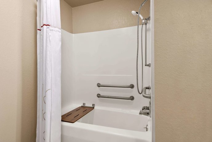 Imagen de la habitación del Hotel Hawthorn Suites By Wyndham Decatur. Foto 10