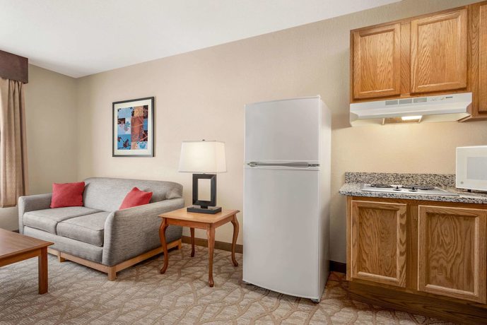 Imagen de la habitación del Hotel Hawthorn Suites By Wyndham Decatur. Foto 12