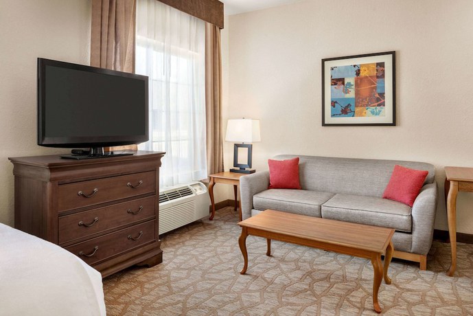 Imagen de la habitación del Hotel Hawthorn Suites By Wyndham Decatur. Foto 13