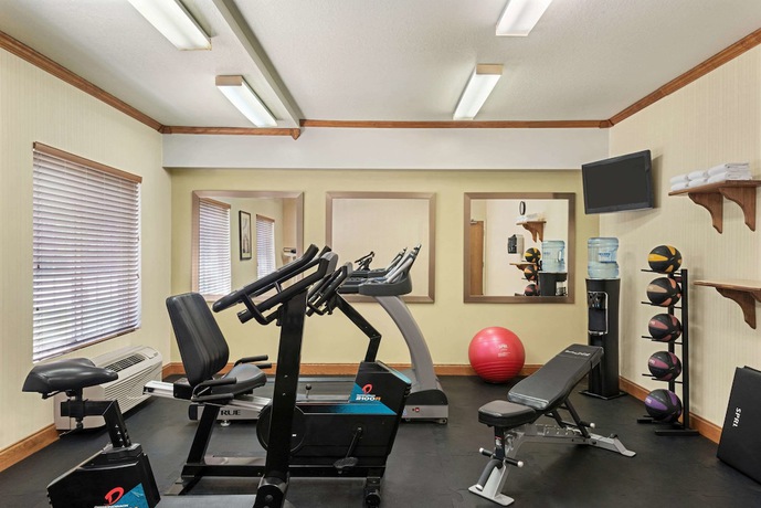 Imagen de los interiores del Hotel Hawthorn Suites By Wyndham Decatur. Foto 20