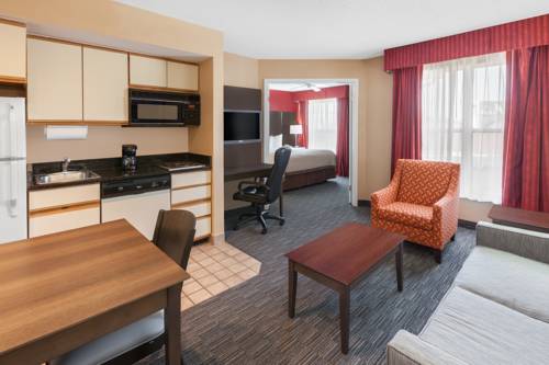 Imagen de la habitación del Hotel Hawthorn Suites By Wyndham Detroit Warren. Foto 6