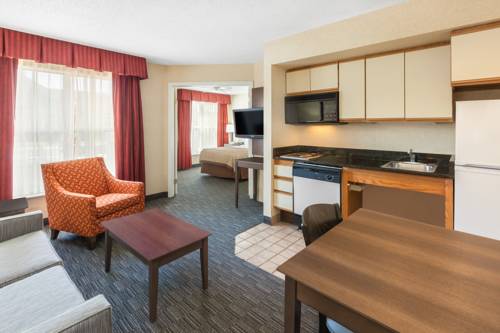 Imagen de la habitación del Hotel Hawthorn Suites By Wyndham Detroit Warren. Foto 7