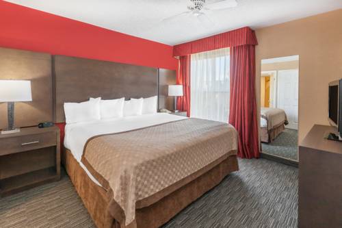 Imagen de la habitación del Hotel Hawthorn Suites By Wyndham Detroit Warren. Foto 8