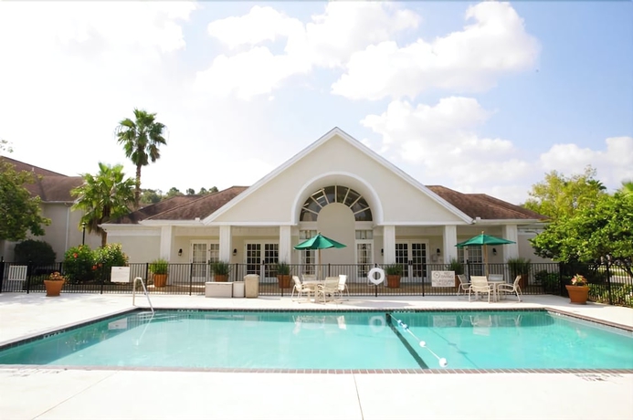 Imagen de la piscina del Hotel Hawthorn Suites By Wyndham Jacksonville. Foto 19