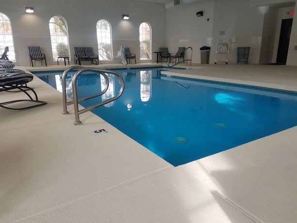Imagen de la piscina del Hotel Hawthorn Suites By Wyndham Las Vegas/henderson. Foto 20