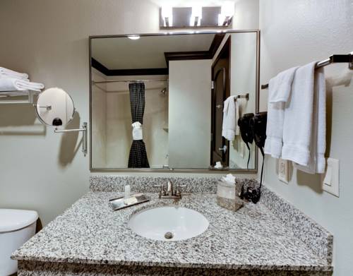 Imagen de la habitación del Hotel Hawthorn Suites By Wyndham Lubbock. Foto 6
