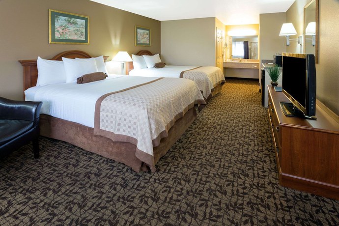 Imagen de la habitación del Hotel Hawthorn Suites By Wyndham Napa Valley. Foto 8