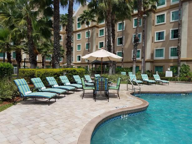Imagen de la piscina del Hotel Hawthorn Suites By Wyndham Orlando Lake Buena Vis. Foto 15