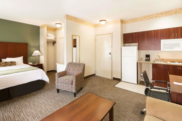 Imagen de la habitación del Hotel Hawthorn Suites By Wyndham Rancho Cordova/folsom. Foto 18