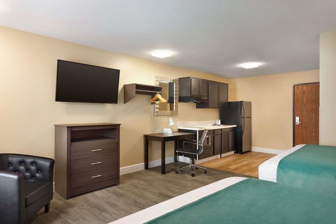 Imagen de la habitación del Hotel Hawthorn Suites By Wyndham St. Robert/ft. Leonard. Foto 3