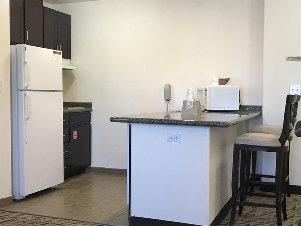 Imagen de la habitación del Hotel Hawthorn Suites By Wyndham Victorville. Foto 4