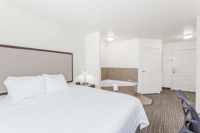 Imagen de la habitación del Hotel Hawthorn Suites By Wyndham Victorville. Foto 8