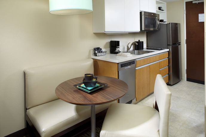 Imagen de la habitación del Hotel Hawthorn Suites By Wyndham Wheeling At The Highlands. Foto 8