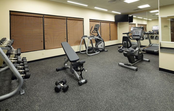 Imagen de los interiores del Hotel Hawthorn Suites By Wyndham Wheeling At The Highlands. Foto 20