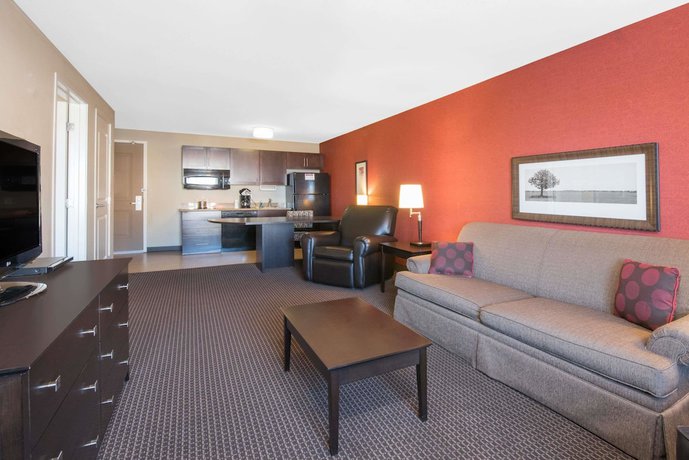 Imagen de la habitación del Hotel Hawthorn Suites By Wyndham Williston. Foto 15