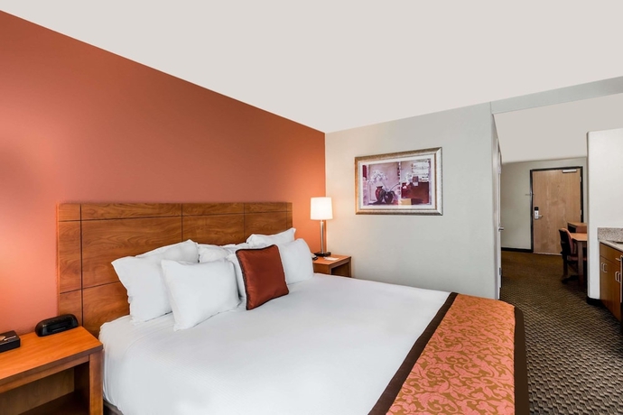 Imagen de la habitación del Hotel Hawthorn Suites By Wyndham-oakland/alameda. Foto 4