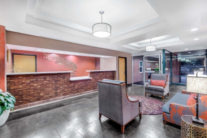 Imagen de los interiores del Hotel Hawthorn Suites By Wyndham-oakland/alameda. Foto 15