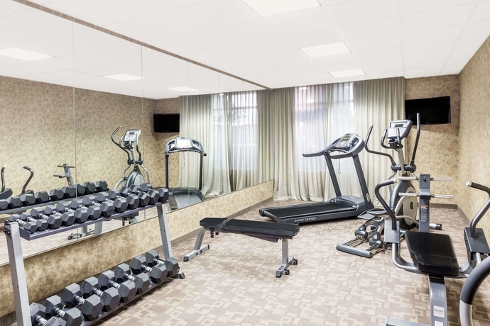 Imagen de los interiores del Hotel Hawthorn Suites By Wyndham-oakland/alameda. Foto 18