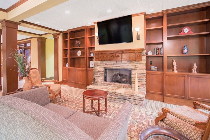 Imagen de los interiores del Hotel Hawthorn Suites Conyers. Foto 19