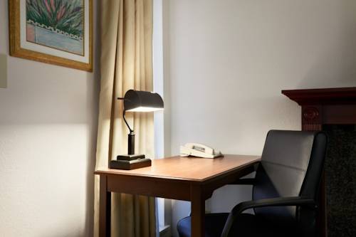 Imagen de la habitación del Hotel Hawthorn Suites Of Troy. Foto 8