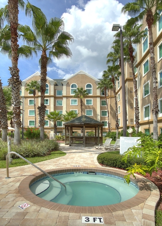 Imagen de los exteriores del Hotel Hawthorn Suites by Wyndham Lake Buena Vista. Foto 10