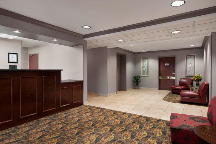 Imagen de los interiores del Hotel Hawthorn Suites by Wyndham Lancaster. Foto 19