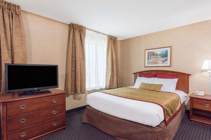 Imagen de la habitación del Hotel Hawthorn Suites by Wyndham Lancaster. Foto 17