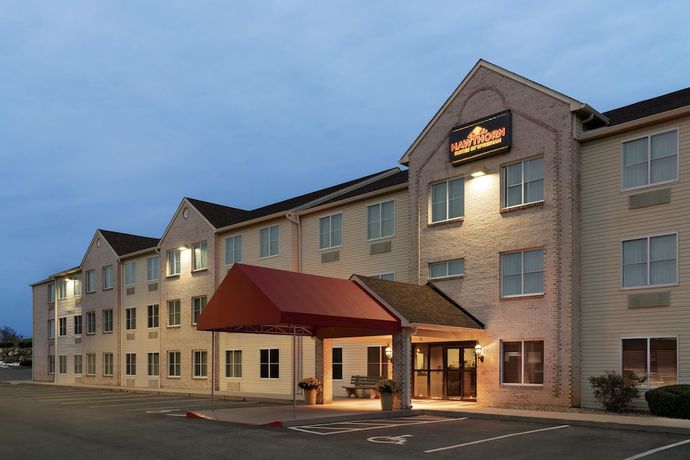 Imagen general del Hotel Hawthorn Suites by Wyndham Lancaster. Foto 1