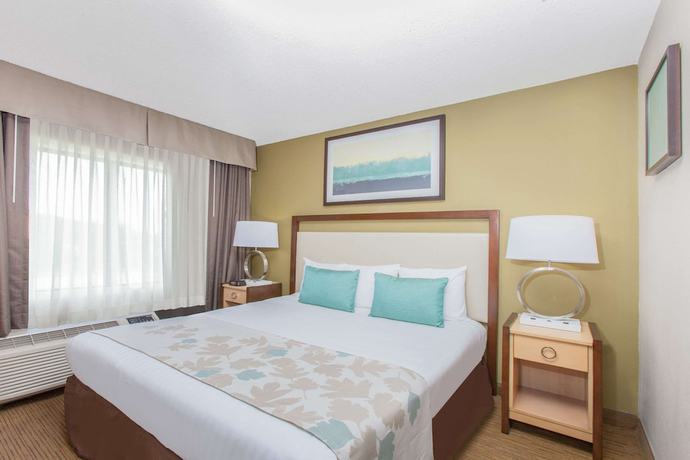 Imagen de la habitación del Hotel Hawthorn Suites by Wyndham Midwest City Tinker AFB. Foto 5