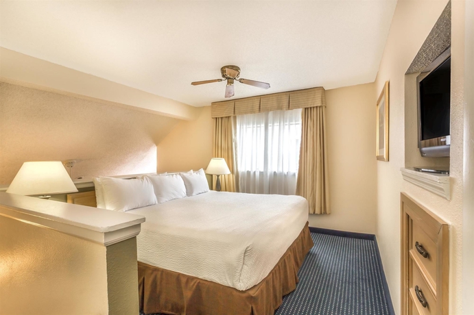 Imagen de la habitación del Hotel Hawthorn Suites by Wyndham Orlando International D. Foto 8