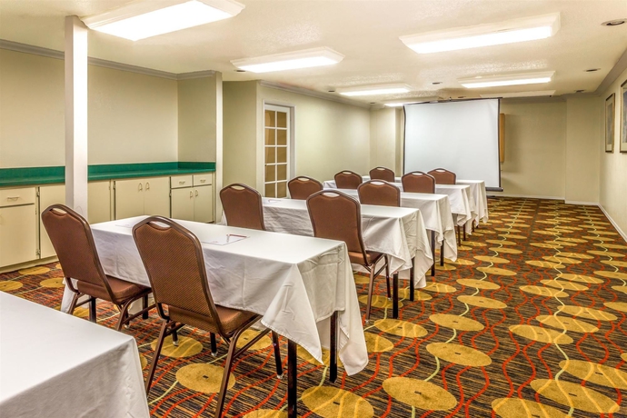 Imagen de los interiores del Hotel Hawthorn Suites by Wyndham Orlando International D. Foto 15