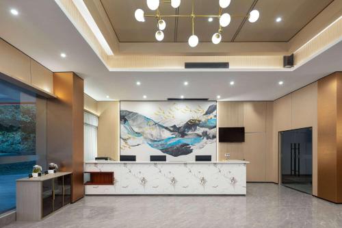 Imagen general del Hotel Hawthorn by Wyndham Guangzhou Baiyun Airport. Foto 2