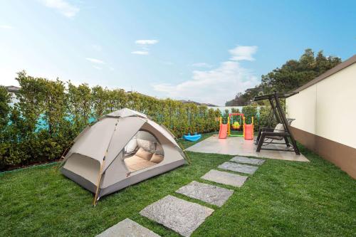 Imagen general del Hotel Hawthorn by Wyndham Honghe Mile Hot Spring. Foto 2