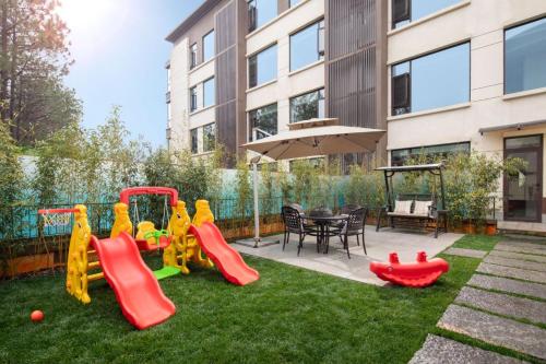 Imagen general del Hotel Hawthorn by Wyndham Honghe Mile Hot Spring. Foto 7