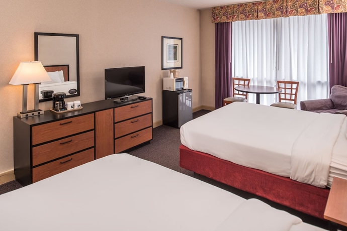 Imagen de la habitación del Hotel Hawthorne Inn and Conference Center. Foto 6