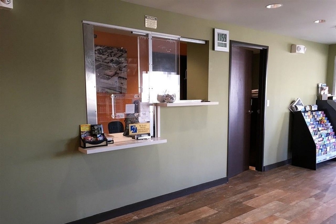 Imagen general del Hotel Hawthorne Plaza Inn. Foto 6