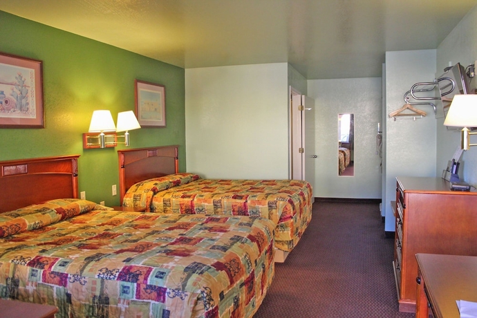 Imagen de la habitación del Hotel Hawthorne\'s Best Inn. Foto 2