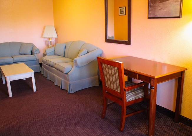 Imagen de la habitación del Hotel Hawthorne\'s Best Inn. Foto 12